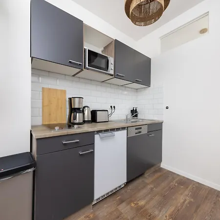 Apartment Apartments *
